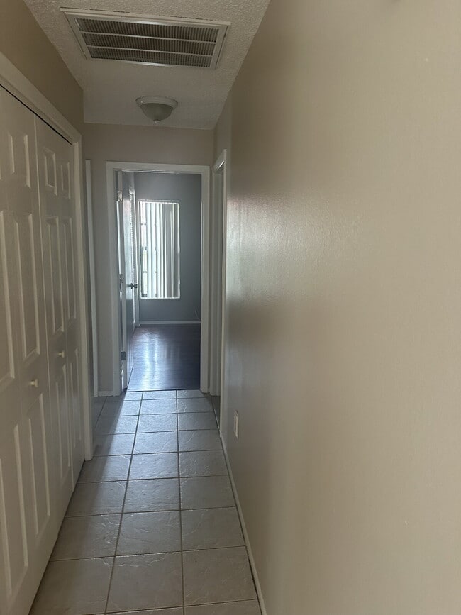 Building Photo - 2 Bedroom, 2 Bathroom Villa For Rent
