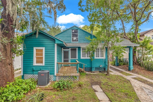 Building Photo - Renovated, 3/2 single family home in Historic Eola Heights district
