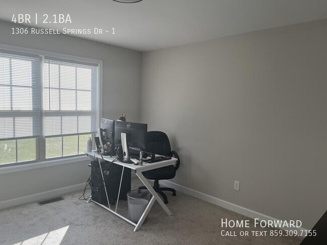 Building Photo - 1306 Russell Springs Dr