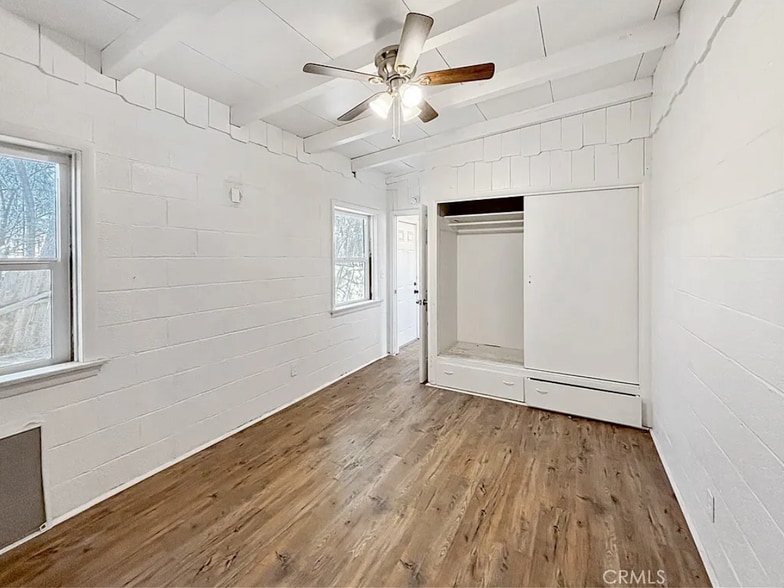 Building Photo - 11393 Lee Ave