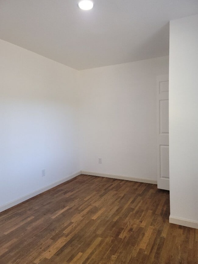 Building Photo - Remodeled 3 bed/2 bath in High Point/West ...