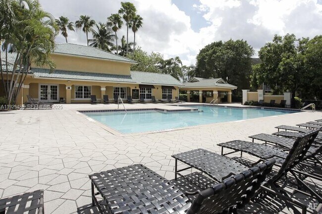 Building Photo - 4035 W McNab Rd