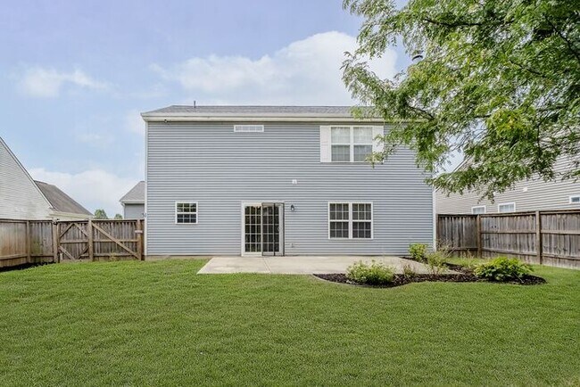 Building Photo - 6563 Enclave Blvd