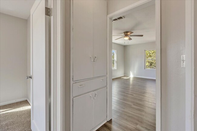 Building Photo - 2000 N Douglas Blvd