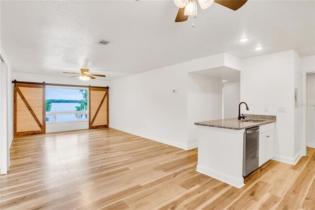 Building Photo - 1177 Paseo Del Mar