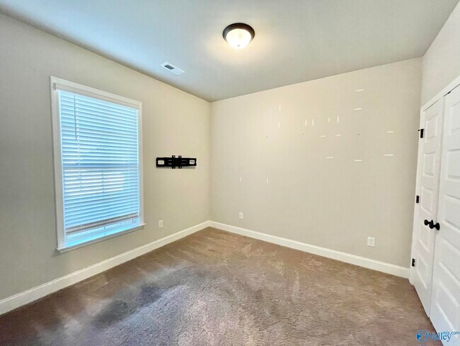 Building Photo - 12821 Hudbug Dr