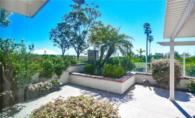 Building Photo - 15 Beachcomber Dr