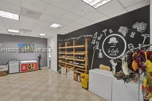 Building Photo - 19390 Collins Ave