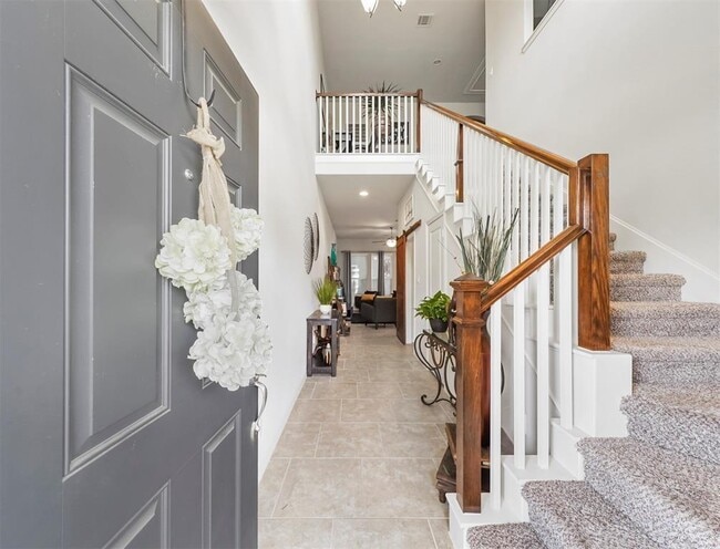 Building Photo - 17023 Canosa Dr