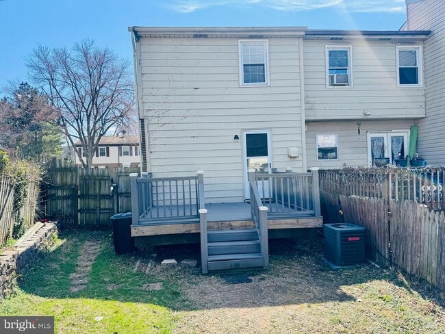 Building Photo - 2 Durness Ct