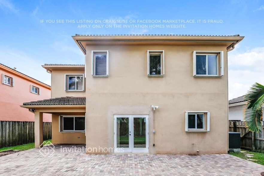 Building Photo - 16349 SW 50th Terrace