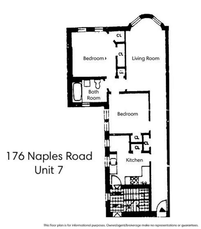 Building Photo - 176 Naples Rd