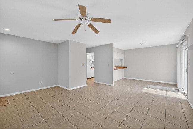 Building Photo - 5367 Wayne St