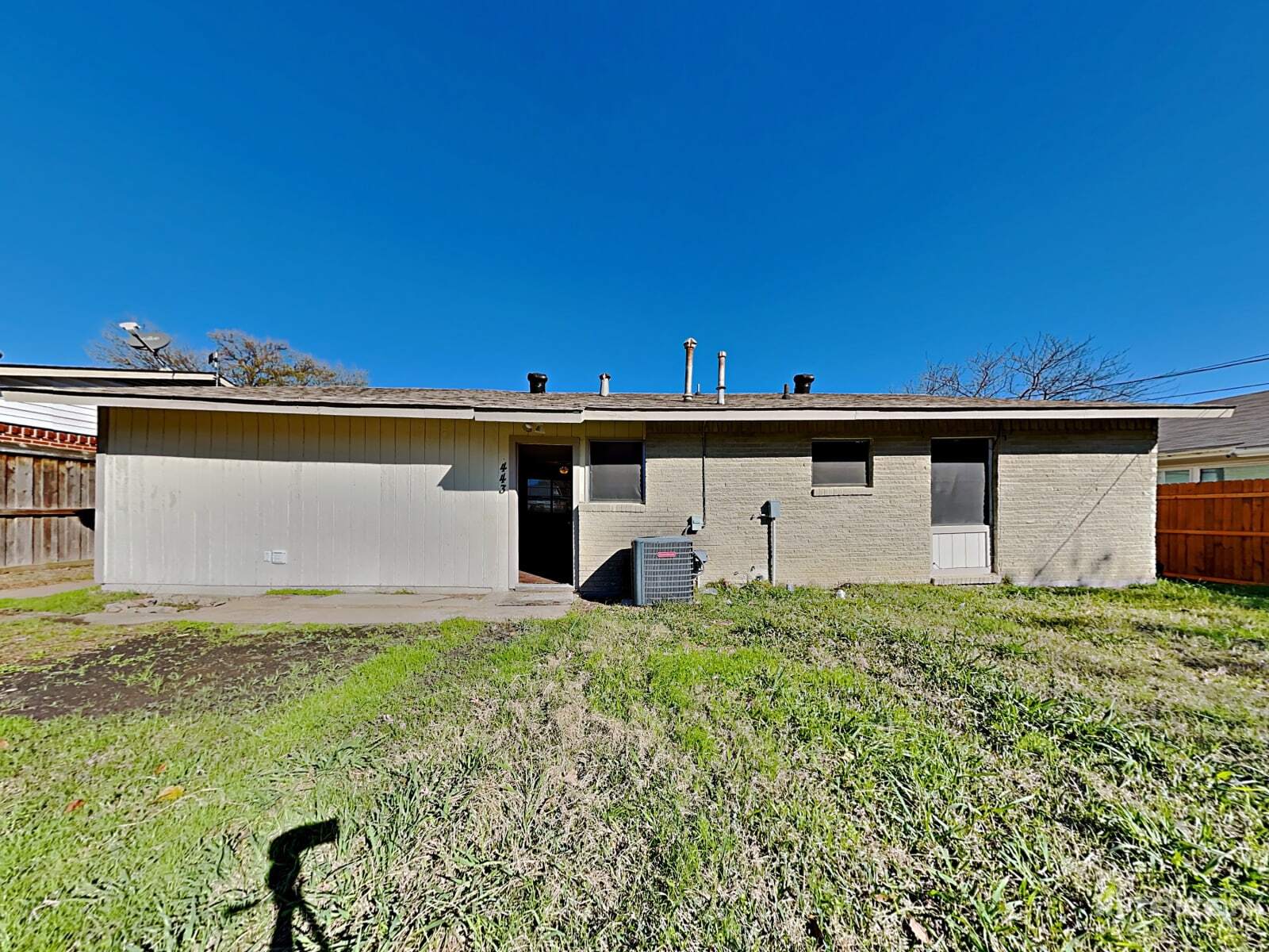 Building Photo - 4443 Greenland Dr