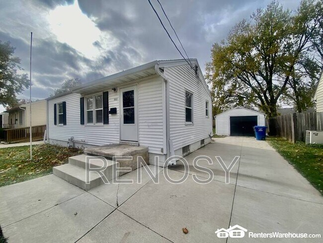 Building Photo - 3822 52nd St