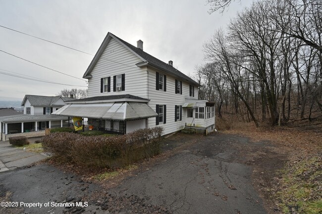 Building Photo - 1309 Wood St