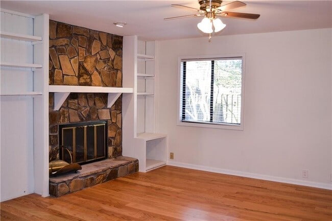 Building Photo - 1209 Fairfield Drive