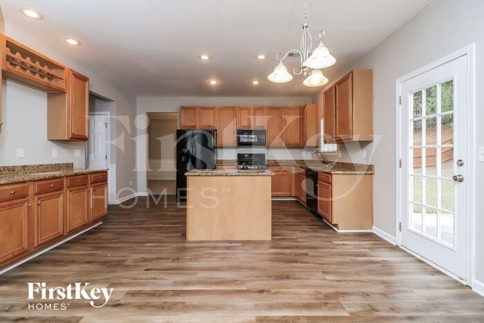 Building Photo - 420 Farmwood Way