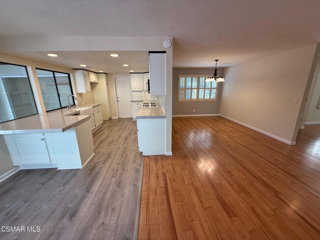 Building Photo - 1191 Calle Contento