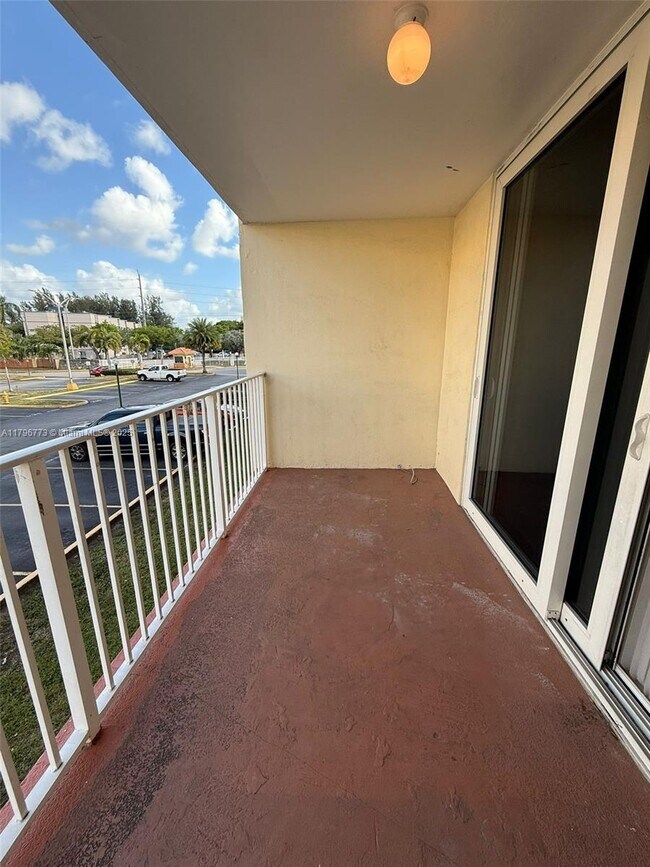 Building Photo - 6970 NW 186th St