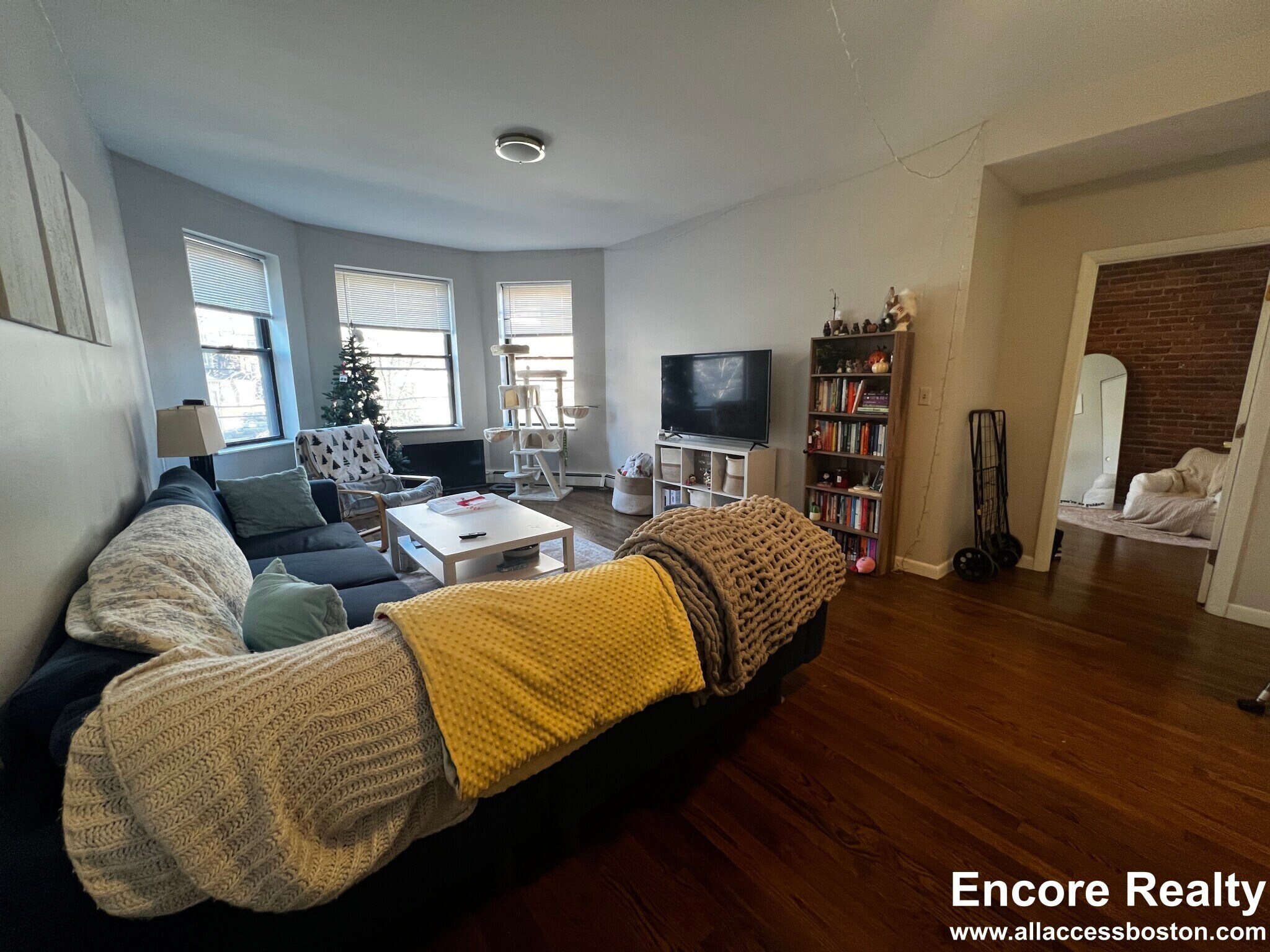 Building Photo - 15 Stearns Rd