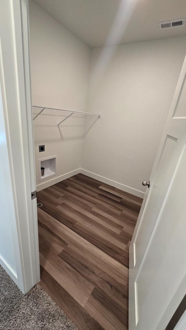 Building Photo - 6512 Skyline Lp Ln