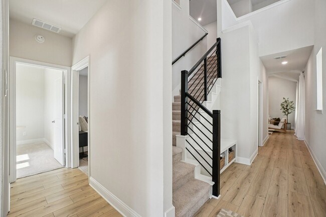 Building Photo - 11422 Chepstow Crescent Ct