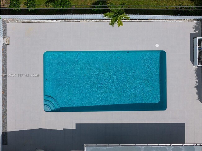 Building Photo - 2311 SW 23rd St