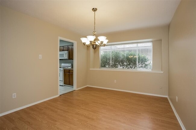 Building Photo - 7302 Thicket Trail Dr