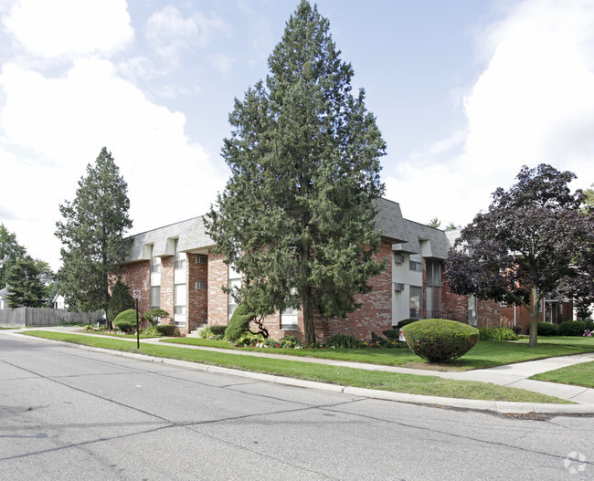 Building Photo - Breckenridge, Oakridge, Lewiston