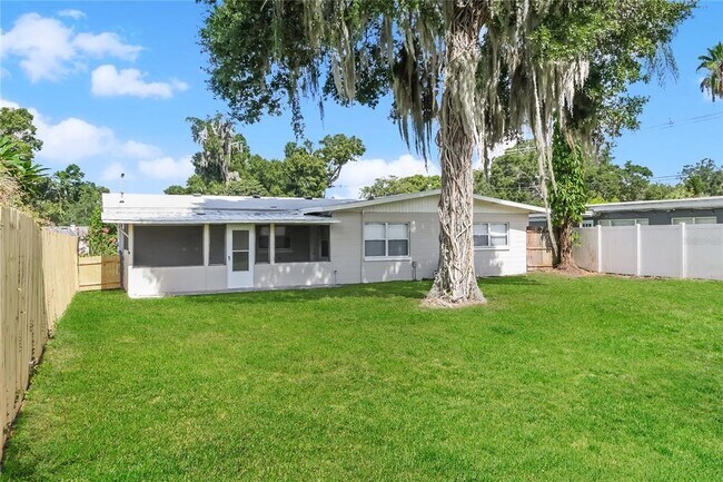 Building Photo - 4009 Montrose Ct