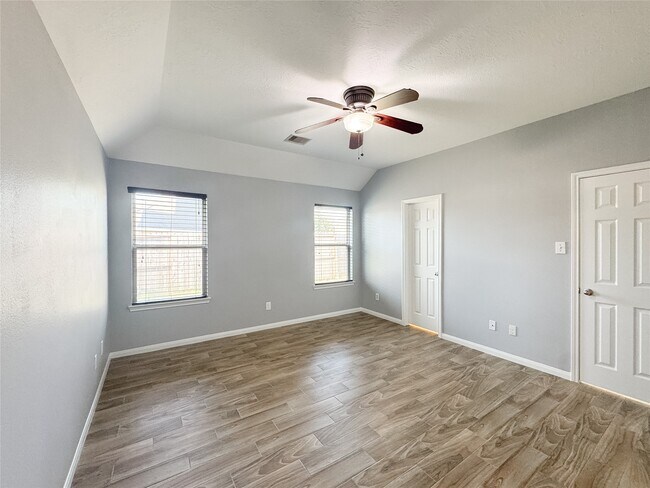 Building Photo - 19214 Garrett Knolls Ln