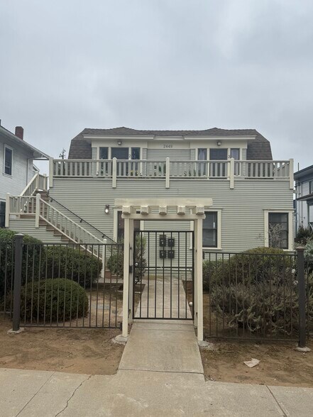 Building Photo - 2449 G St