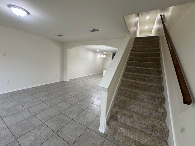 Building Photo - 1828 Port Louisiana Dr