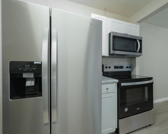 Building Photo - 1103 California St