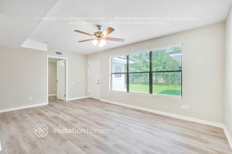 Building Photo - 4853 Clyde Dr