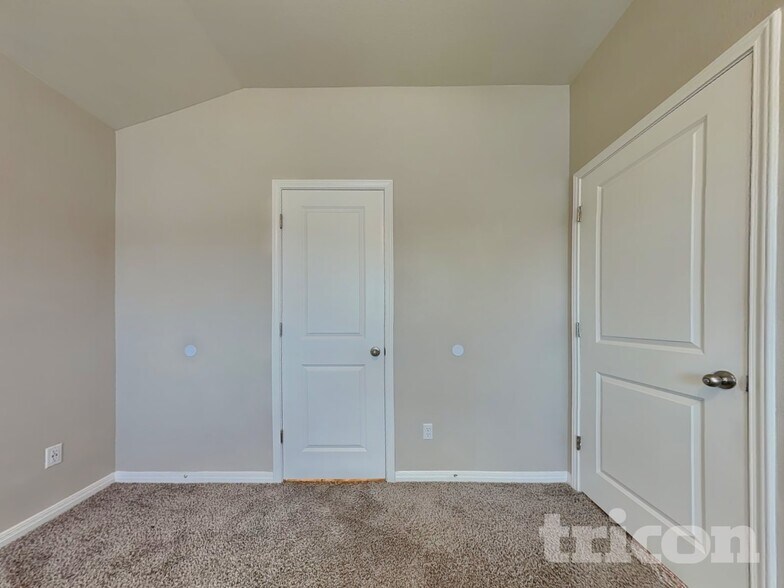 Building Photo - 11803 Copperstone Ave