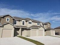 Building Photo - Townhome for Rent