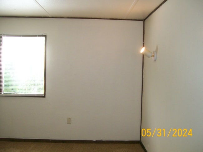 Building Photo - 4282 US Hwy 89 S
