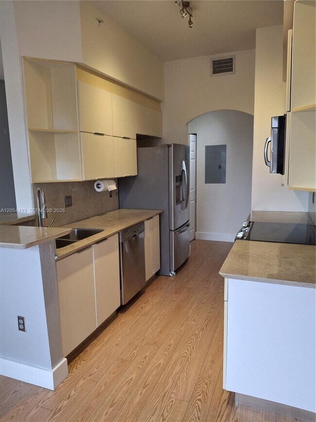 Building Photo - 9021 SW 94th St