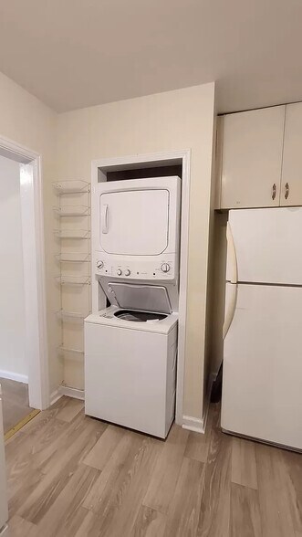 Building Photo - 211 Garden Ln