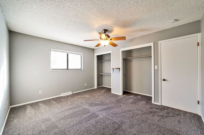 Building Photo - 6450-6452 Newcombe Ct.