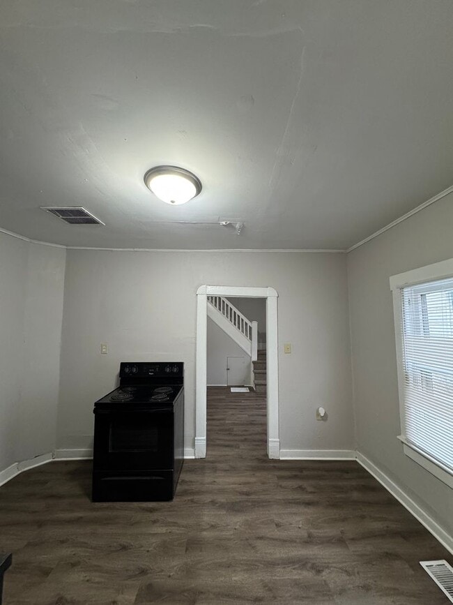 Building Photo - Olney 1135