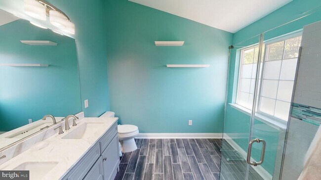 Building Photo - 719 Summertime Dr
