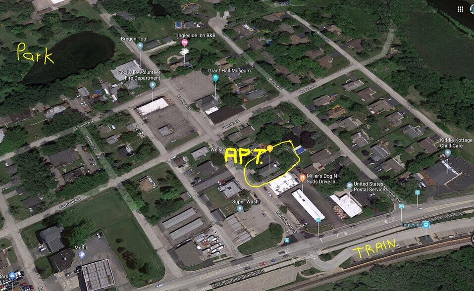 Close to parks and train - 131 Washington St
