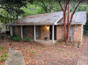 Building Photo - 3248 Harrison Rd