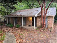 Building Photo - 3248 Harrison Rd