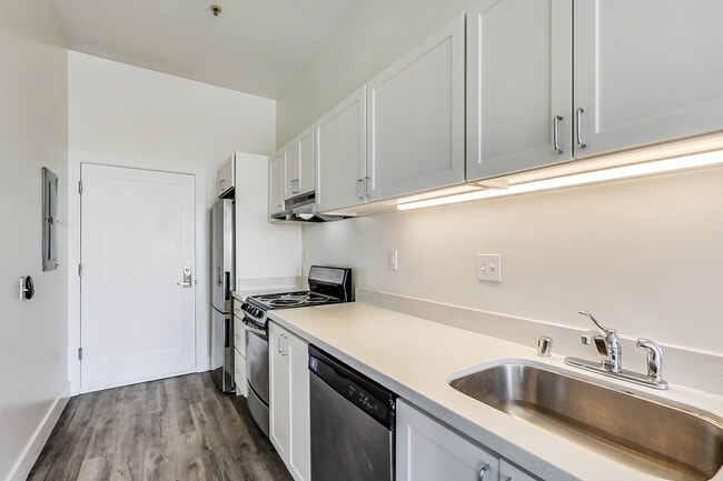 Floorplan - Rose on Bond