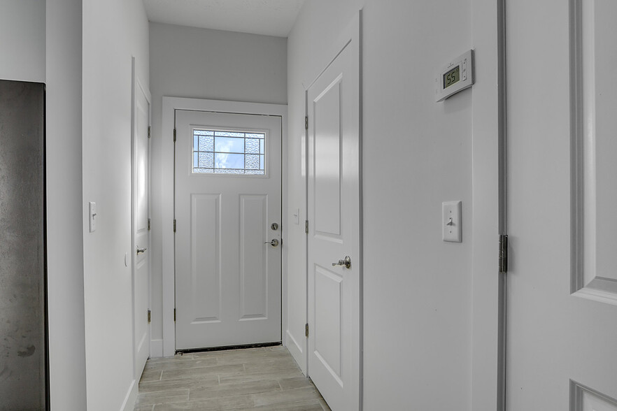 Building Photo - 4311 Otter Creek Dr