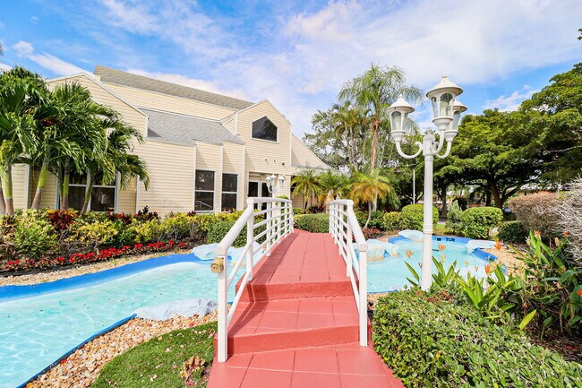 Building Photo - 3453 NW 44th St